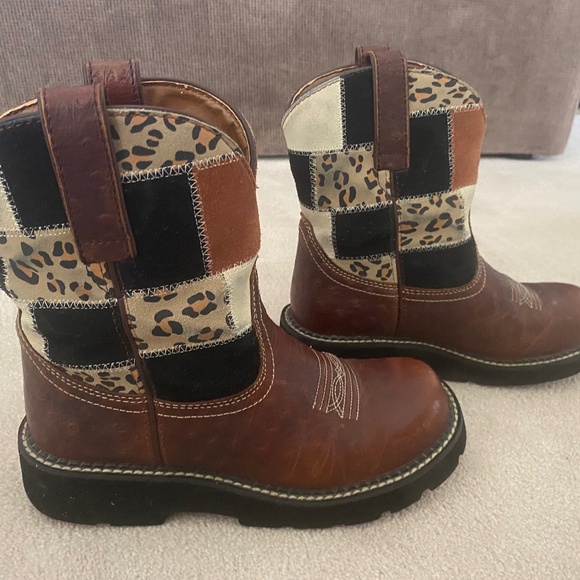 Boots - Picture 1 of 4